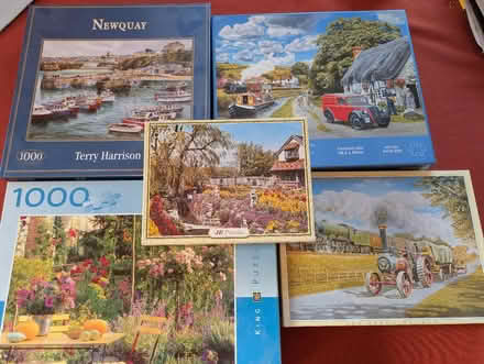 Photo of free Five jigsaws, all complete (Ruislip UB10) #1