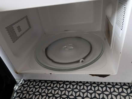 Photo of free Microwave Oven (AL10) #2
