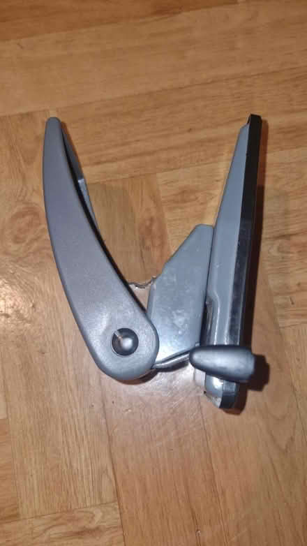 Photo of free Hole puncher (Lambeth SW8) #2