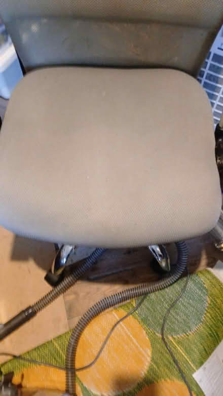 Photo of free Height adjustable office chair (Ilkeston DE7) #2