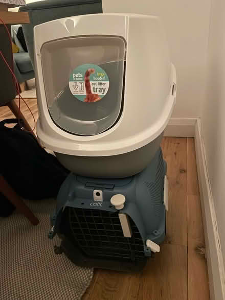 Photo of free Cat carrier and large covered litter tray (BT7) #1