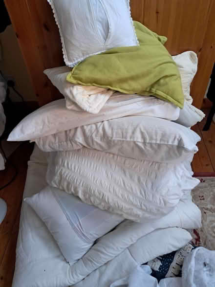 Photo of free Bedding (D6w) #1