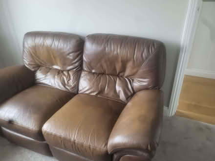 Photo of free Settees (Bexleyheath DA7) #2