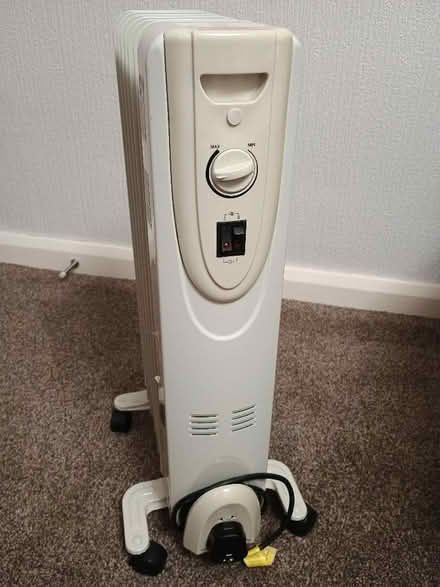 Photo of free Electric Radiator (Marple SK6) #2