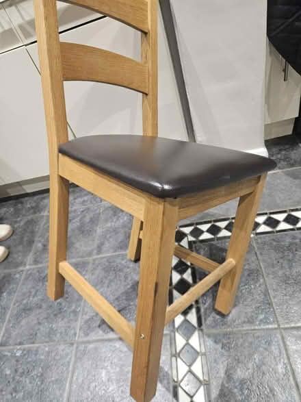 Photo of free Oak dining chairs (Goffs oak Waltham cross EN7) #4