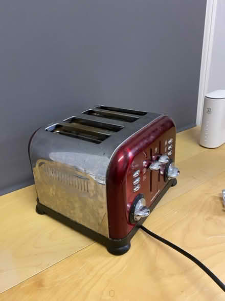 Photo of free Toaster (Dorking RH4) #1