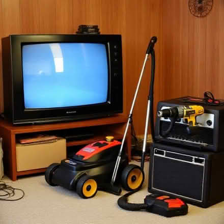 Photo of Broken electrical items (Northfield B31) #1