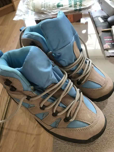 Photo of free Women's boots. (High Wickham TN35) #1