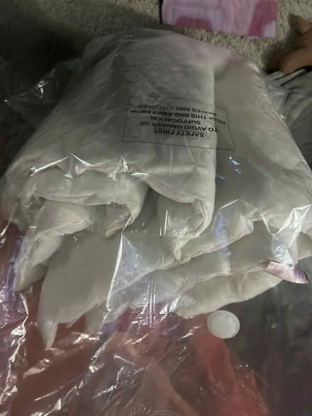 Photo of free 2 single Duvets (Peachcroft OX14) #1