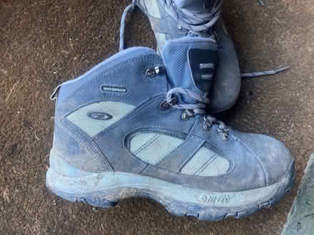 Photo of free Walking boots (Thornhill S33) #2