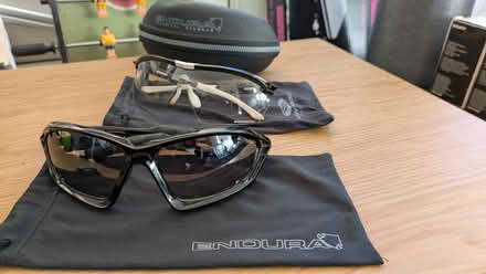 Photo of free cycling glasses (hackney e9 6es) #1