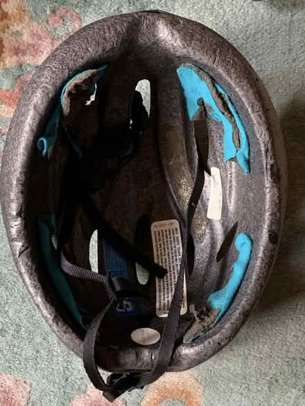 Photo of free Bell Helmet w/kneepads (Chelsea) #2