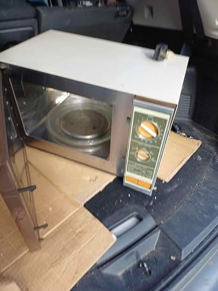 Photo of free Sharp Microwave - Model 1536 (Rainham, Kent - ME8) #2