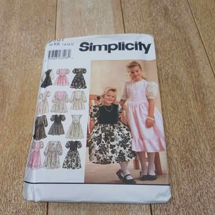Photo of free Simplicity sewing pattern. (Sydenham SE26) #1