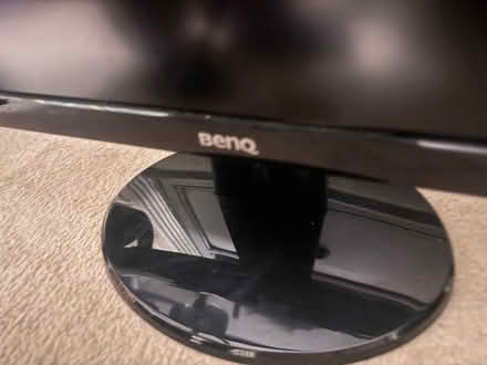 Photo of free 2 working monitors- 1 power cable (NW10) #2