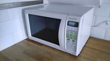 Photo of free Microwave Oven (CT20) #1