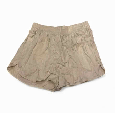 Photo of free H&M Woman’s Green Shorts (Brooklyn Storage) #1