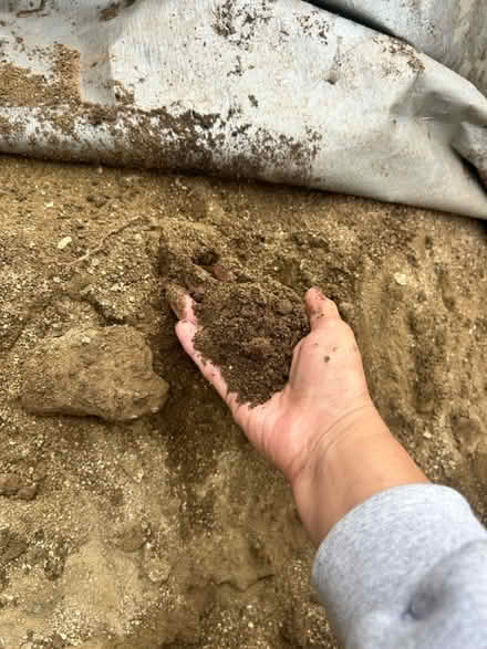 Photo of free Freeee Clean Dirt (Mission Hills) #1
