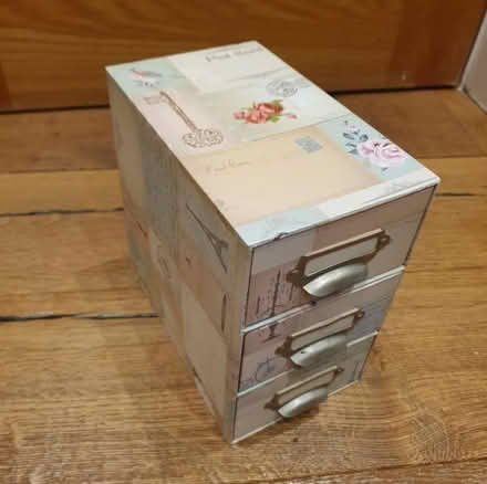 Photo of free 3 drawer stationery box (High Barnet EN5) #3