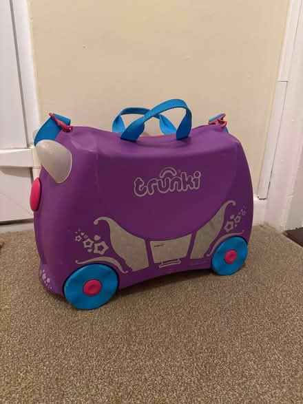 Photo of free Children’s suitcase with wheels (Stubbington PO14) #1