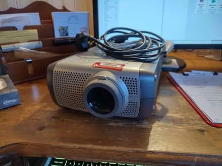 Photo of free A Philips multimedia projector (Radstock) #1
