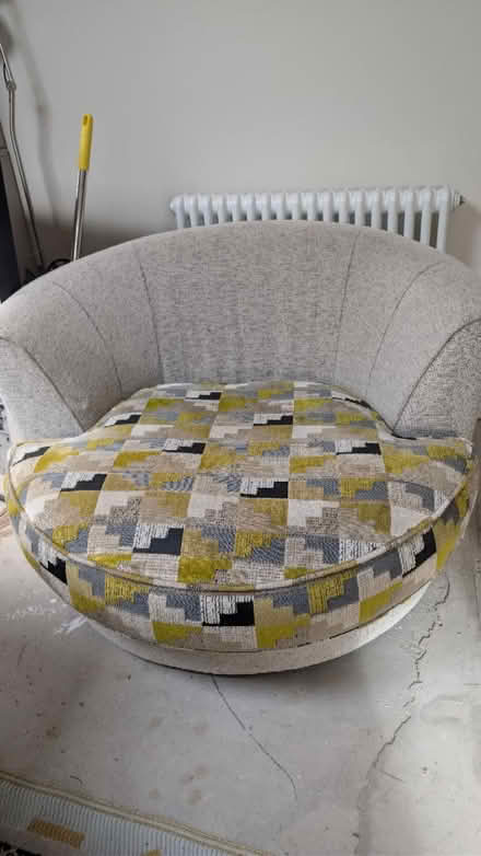 Photo of free Rotating Chair (Norton S8) #1