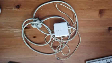 Photo of free Apple power supply (Addiscombe CR0) #1