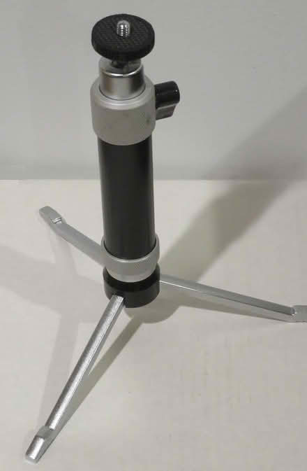 Photo of free Compact Camera tripod (Hunt Club/McCarthy K1V 9H9) #1