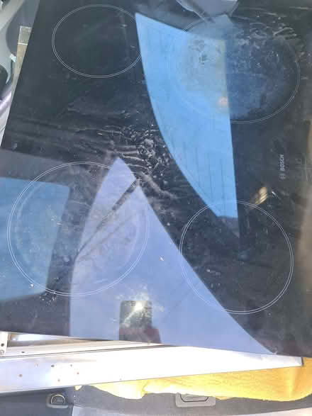 Photo of free Bosch electric cooktop, hardwired (Dalston E8) #2