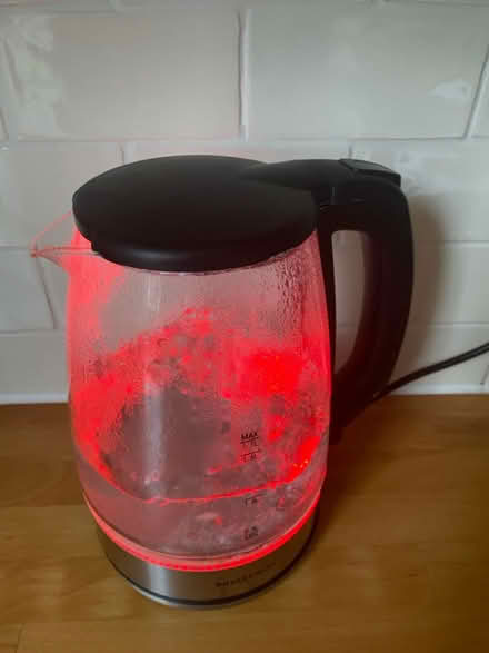 Photo of free Working kettle (Whyteleafe) #2