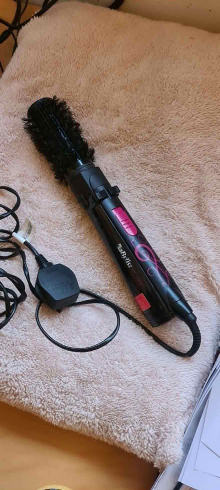 Photo of free Babylis rotating hot air brush (Divinity Road OX4) #1