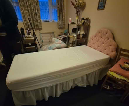 Photo of free Single bed and matress (Iver UB8) #2