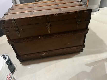 Photo of free Antique steamer trunk (Pacific) #4