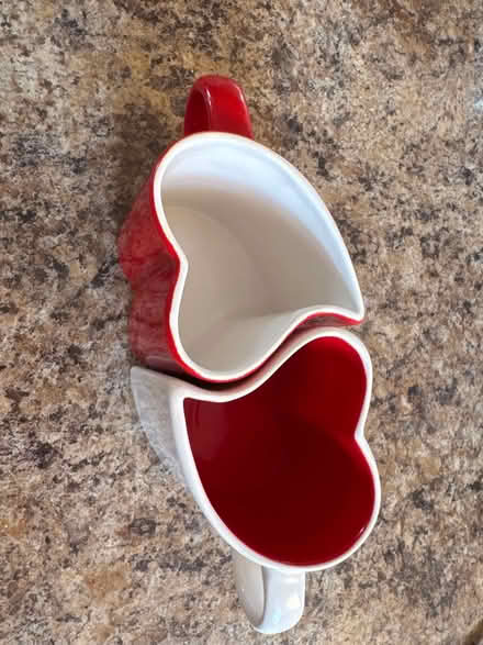 Photo of free Heart mugs (Darlington DL1) #1