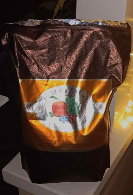 Photo of free Fromm game bird recipe cat food (Maple Leaf) #1