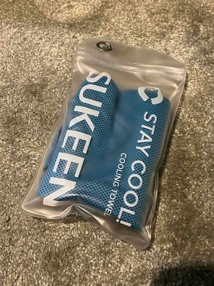 Photo of free Small towel (SE10) #1