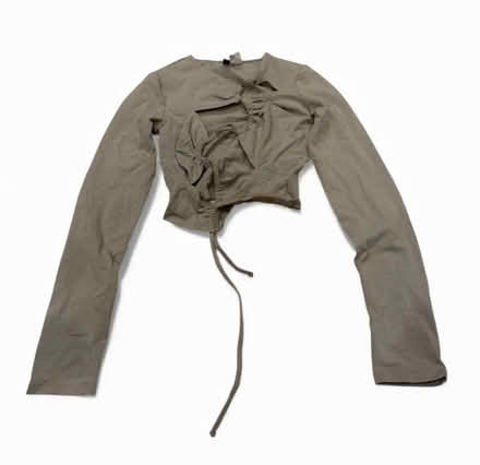 Photo of free H&M Divided Woman’s Green Top (Brooklyn Storage) #1