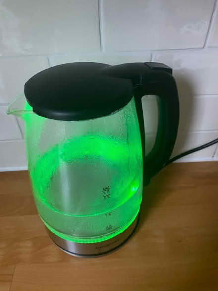 Photo of free Working kettle (Whyteleafe) #3