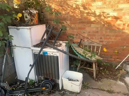 Photo of free Various items (Cv3 1hg) #2