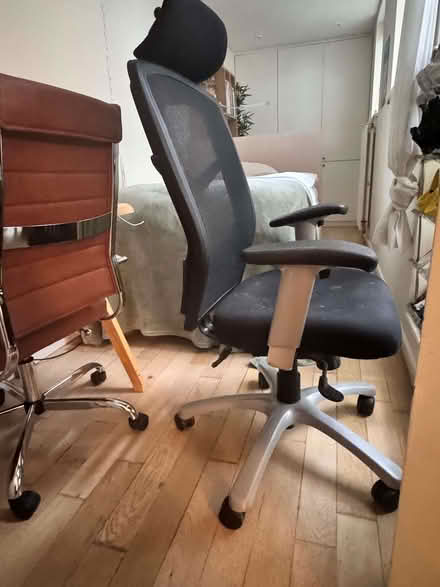 Photo of free Office chair (Earls Court SW7) #2