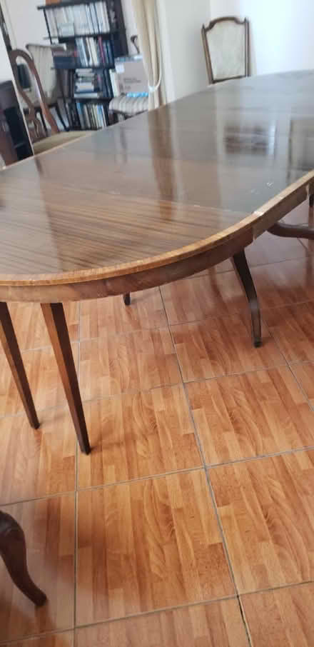 Photo of free Mahagony dining room table (Far Rockaway, Queens) #1