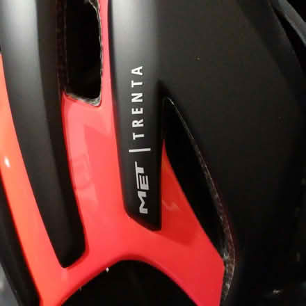 Photo of free MET Bicycle Helmet. (Sydenham SE26) #4