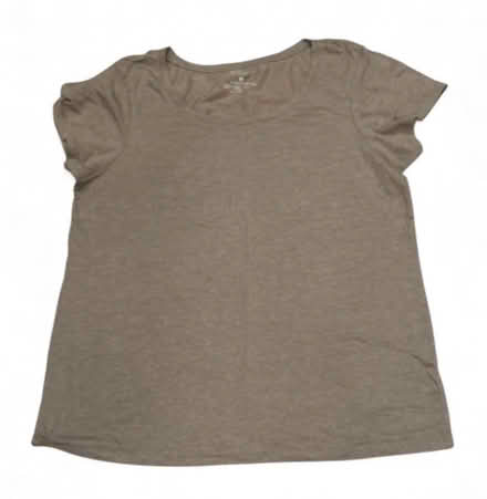 Photo of free Primark Woman’s Top #2 (Brooklyn Storage) #1