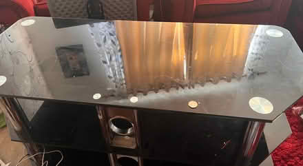 Photo of free TV stand, good condition (M33) #2