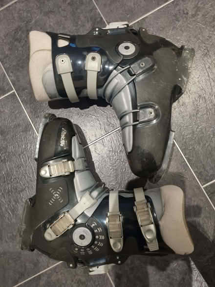 Photo of free Raichle men's ski boots (Northchurch HP4) #3