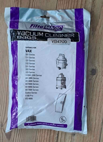 Photo of free Vax Vacuum Cleaner Bags - VB4700 (5 bags) (Teddington TW11) #1