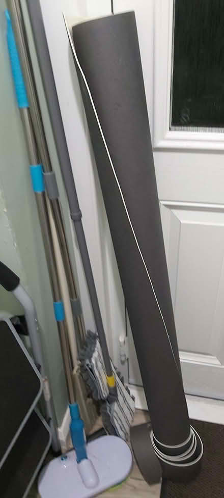 Photo of free lino off cut (Moseley B13) #1