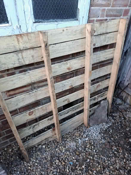 Photo of free Strong timber pallet (Weybridge) #1