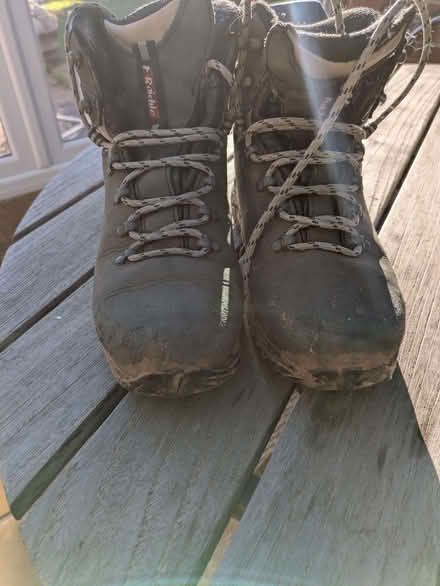 Photo of free Traditional walking boots size 7 (Burnham SL1) #2