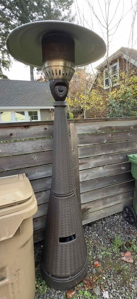 Photo of free outdoor heater (Lake Oswego) #1